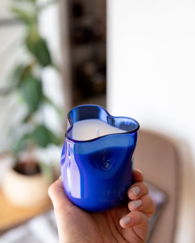 Posledních pár kousků modré v menší velikosti najdete na e-shopu. 💙 Pokaždé, když zrovna půl roku nejsou, chodí každou...